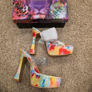 NIB Cape Robbin Rika clear rhinestone-accented straps platform flared heels sz 7